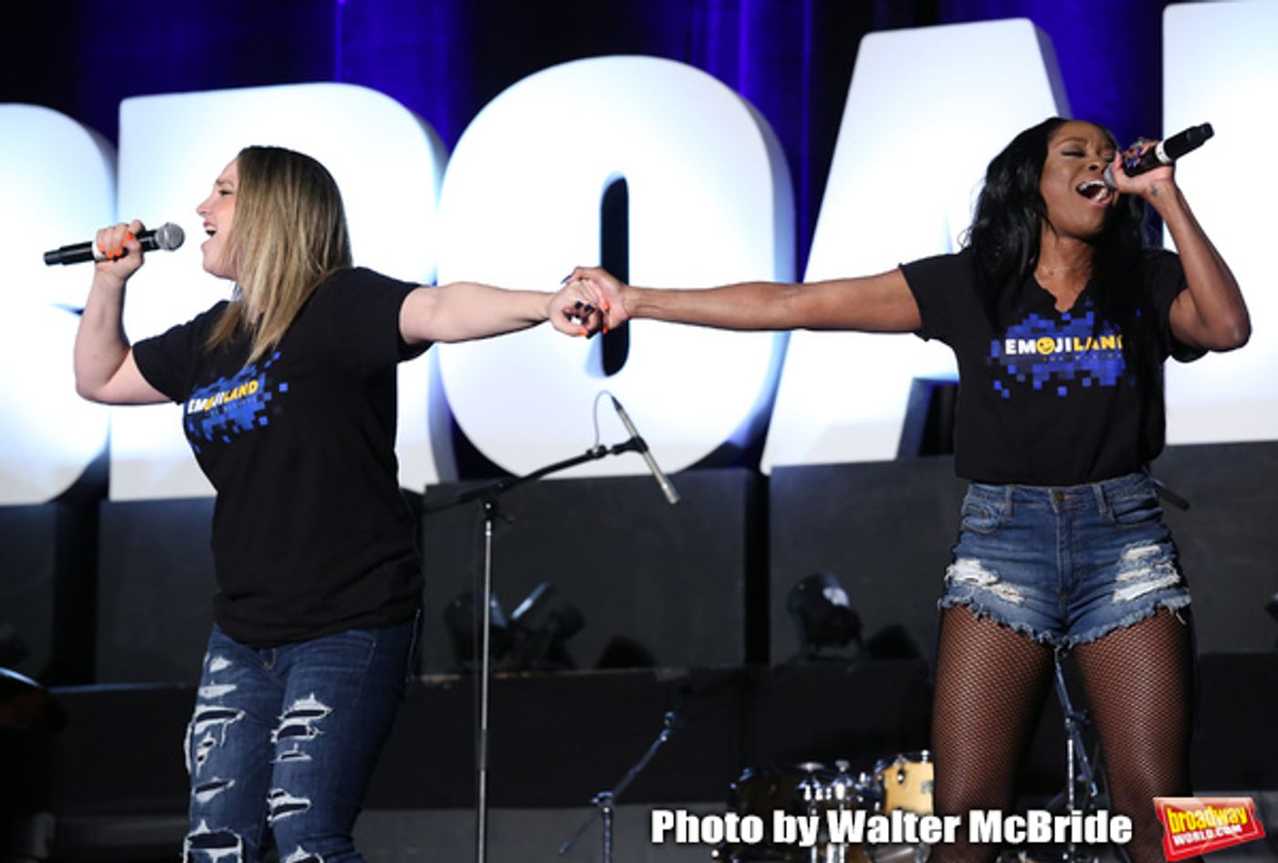 Photo Coverage: BroadwayCon Gives Fans a First Look at SIX, COMPANY, SING STREET, MRS. DOUBTFIRE, and More!  Image