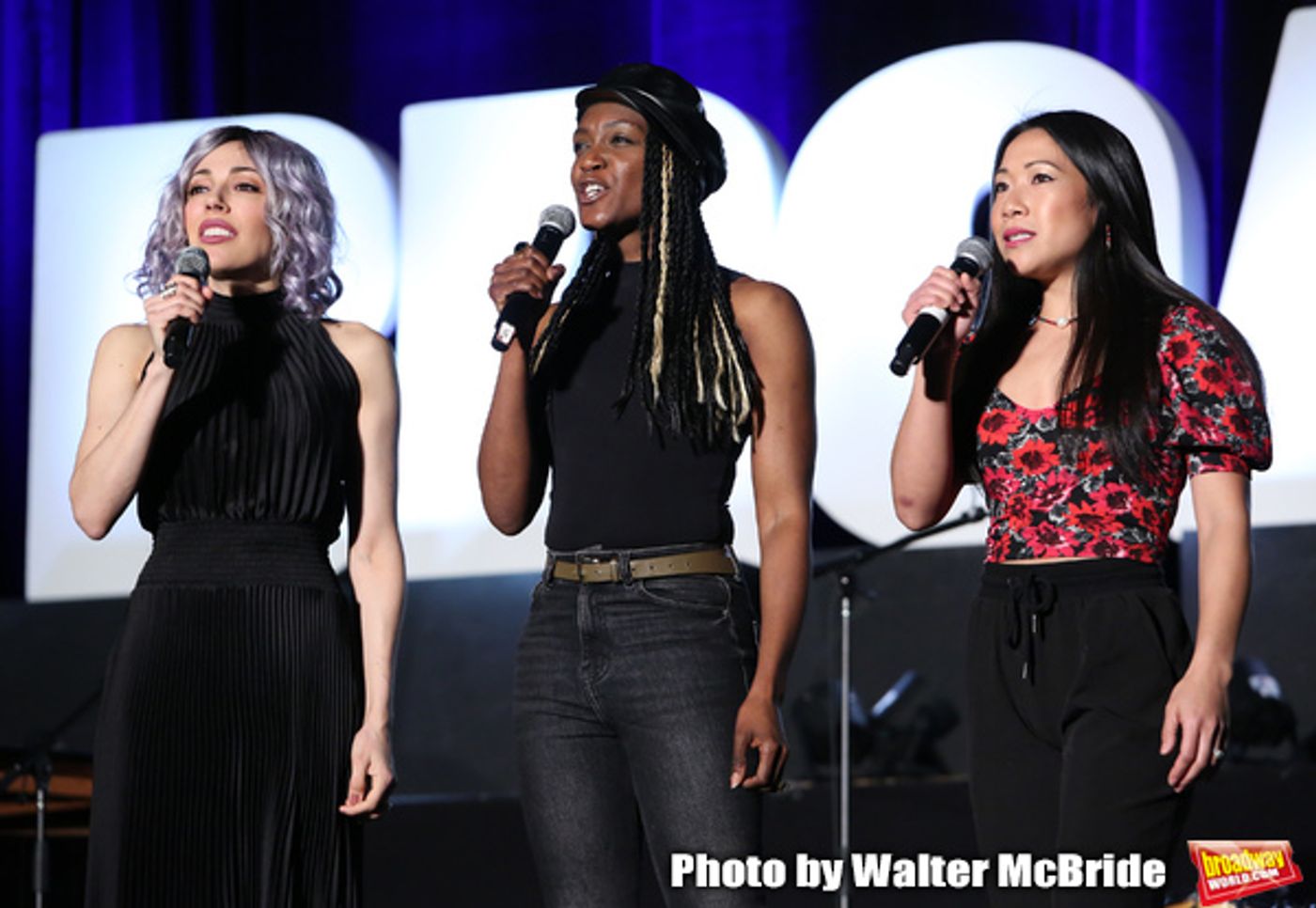 Photo Coverage: BroadwayCon Gives Fans a First Look at SIX, COMPANY, SING STREET, MRS. DOUBTFIRE, and More!  Image
