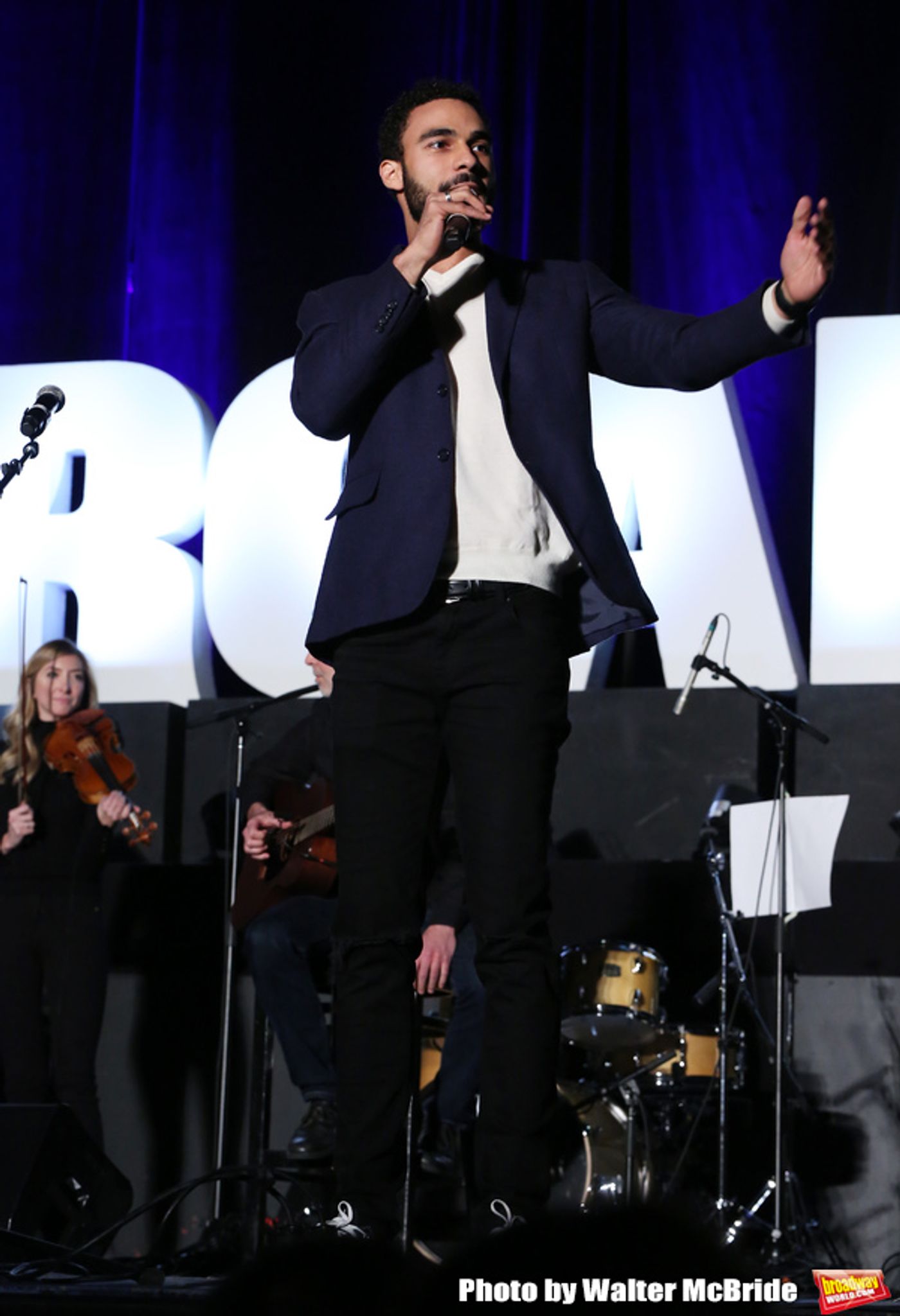 Photo Coverage: BroadwayCon Gives Fans a First Look at SIX, COMPANY, SING STREET, MRS. DOUBTFIRE, and More!  Image