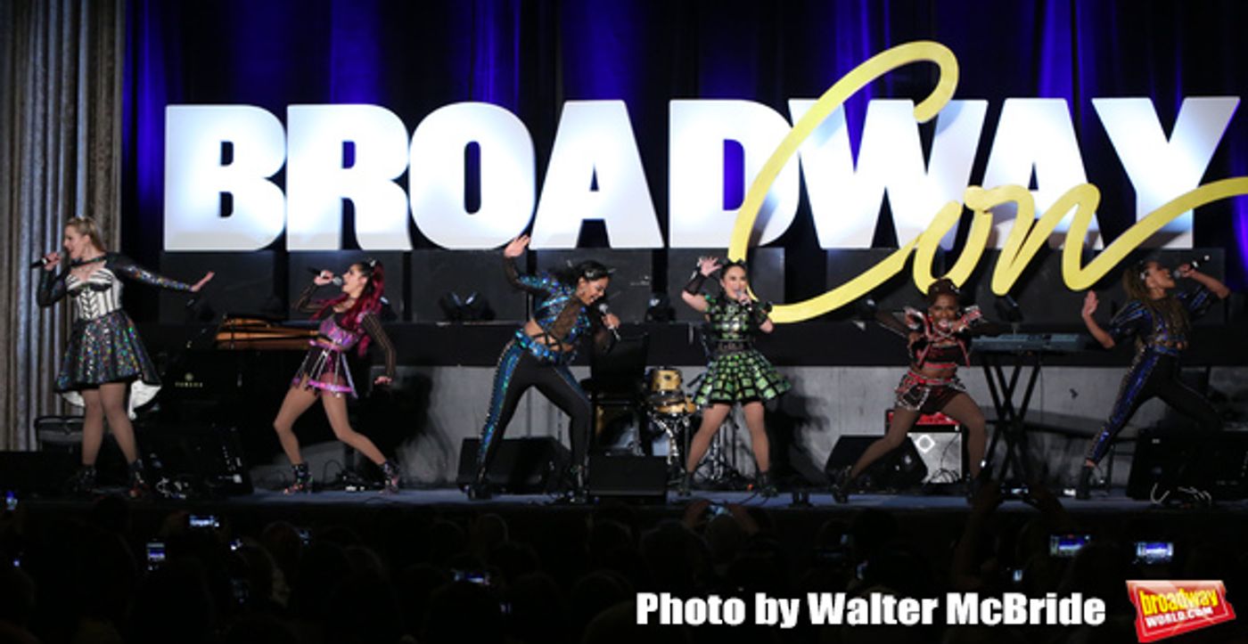 Photo Coverage: BroadwayCon Gives Fans a First Look at SIX, COMPANY, SING STREET, MRS. DOUBTFIRE, and More!  Image