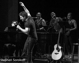 Jarrod Spector Photo