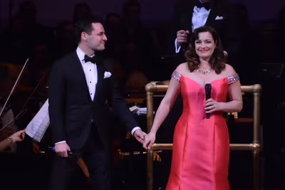 Max von Essen and Laura Michelle Kelly Photo