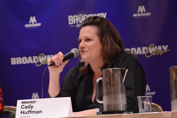 Photos: Go Behind the Scenes of BroadwayCon 2020! — photo 95 of 102