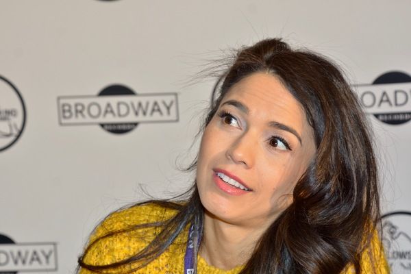 Photos: Go Behind the Scenes of BroadwayCon 2020! — photo 19 of 102