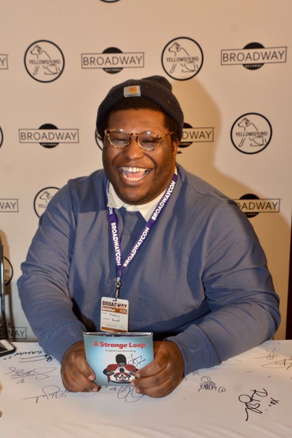 Photos: Go Behind the Scenes of BroadwayCon 2020! — photo 30 of 102