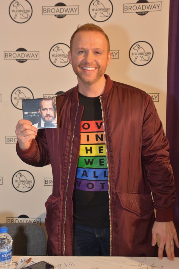 Photos: Go Behind the Scenes of BroadwayCon 2020! — photo 33 of 102