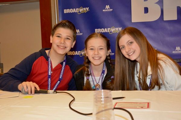 Photos: Go Behind the Scenes of BroadwayCon 2020! — photo 53 of 102