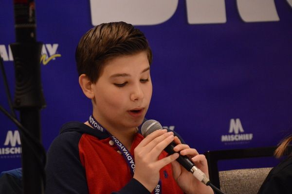 Photos: Go Behind the Scenes of BroadwayCon 2020! — photo 60 of 102