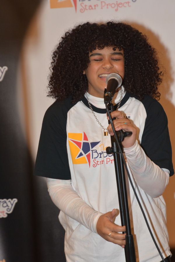 Photos: Go Behind the Scenes of BroadwayCon 2020! — photo 73 of 102