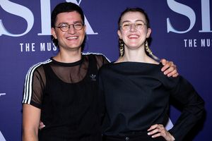 Toby Marlow, Lucy Moss @ BroadwayWorld Toby Marlow, Lucy Moss Photo