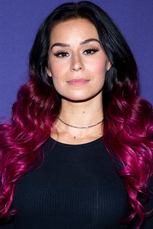 Samantha Pauly @ BroadwayWorld Samantha Pauly Photo