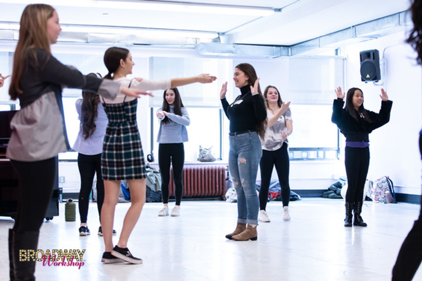 Photo Flash: Laura Osnes, Kyle Selig, and Tommy Bracco Host Broadway Workshop Master Classes  Image
