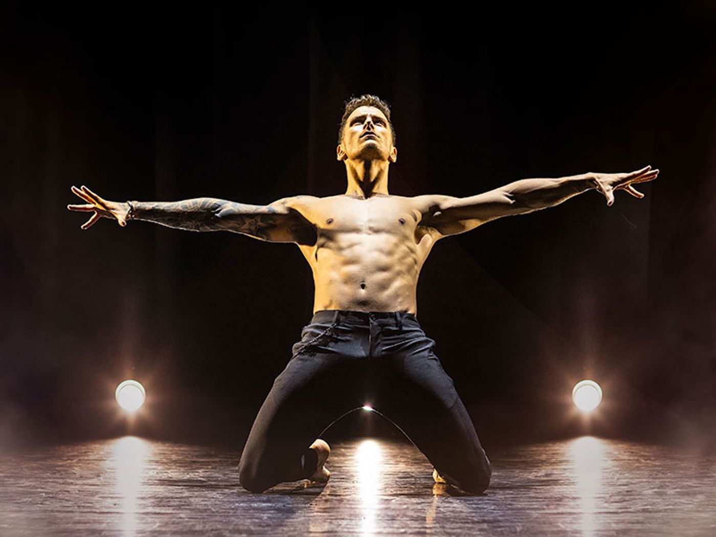 Interview: STRICTLY's Karen Hauer Talks New Stage Show FIREDANCE LIVE  Image