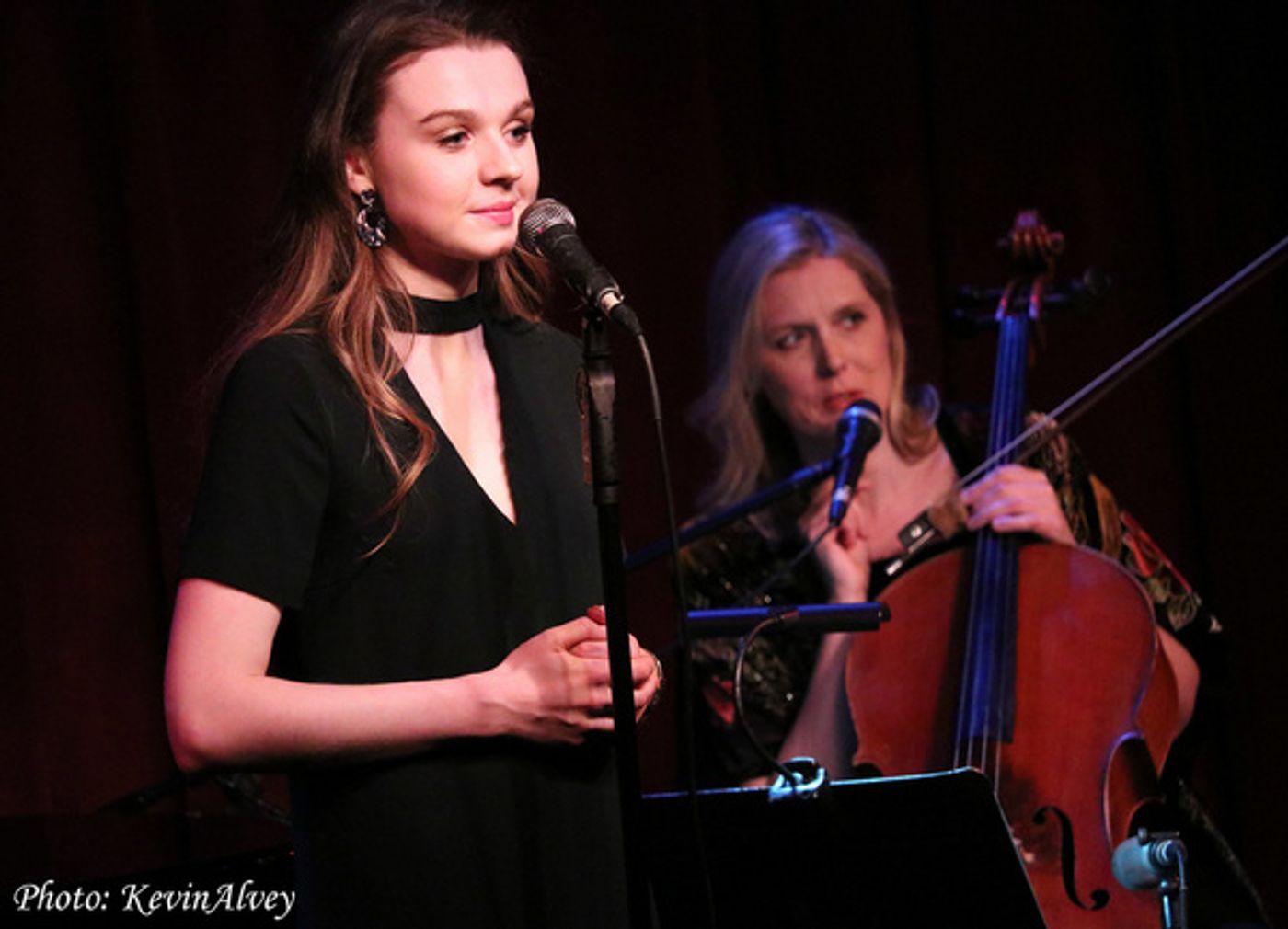 Photo Flash: Cellist Mairi Dorman-Phaneuf Celebrates Robert Burns Night At Birdland!  Image