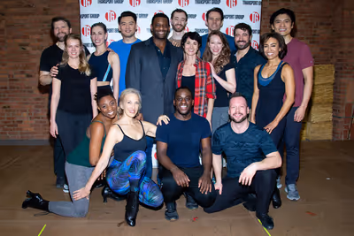 The cast of THE UNSINKABLE MOLLY BROWN Photo