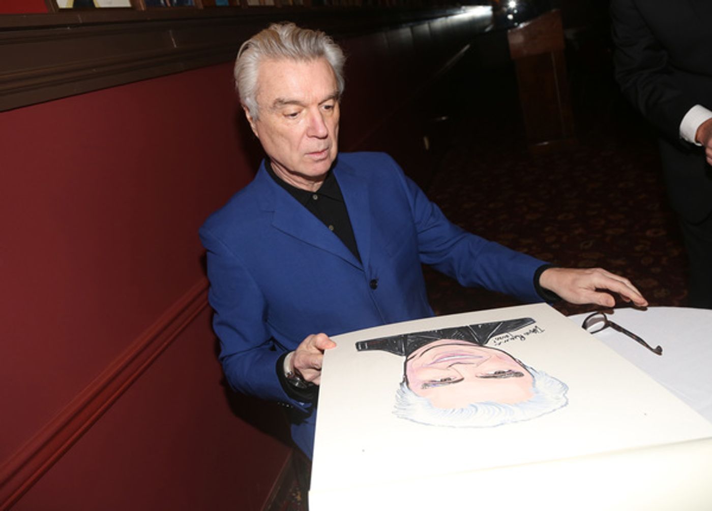 Photo Coverage: AMERICAN UTOPIA's David Byrne Celebrates New Sardi's Portrait  Image