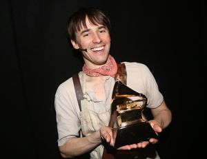 Reeve Carney Photo