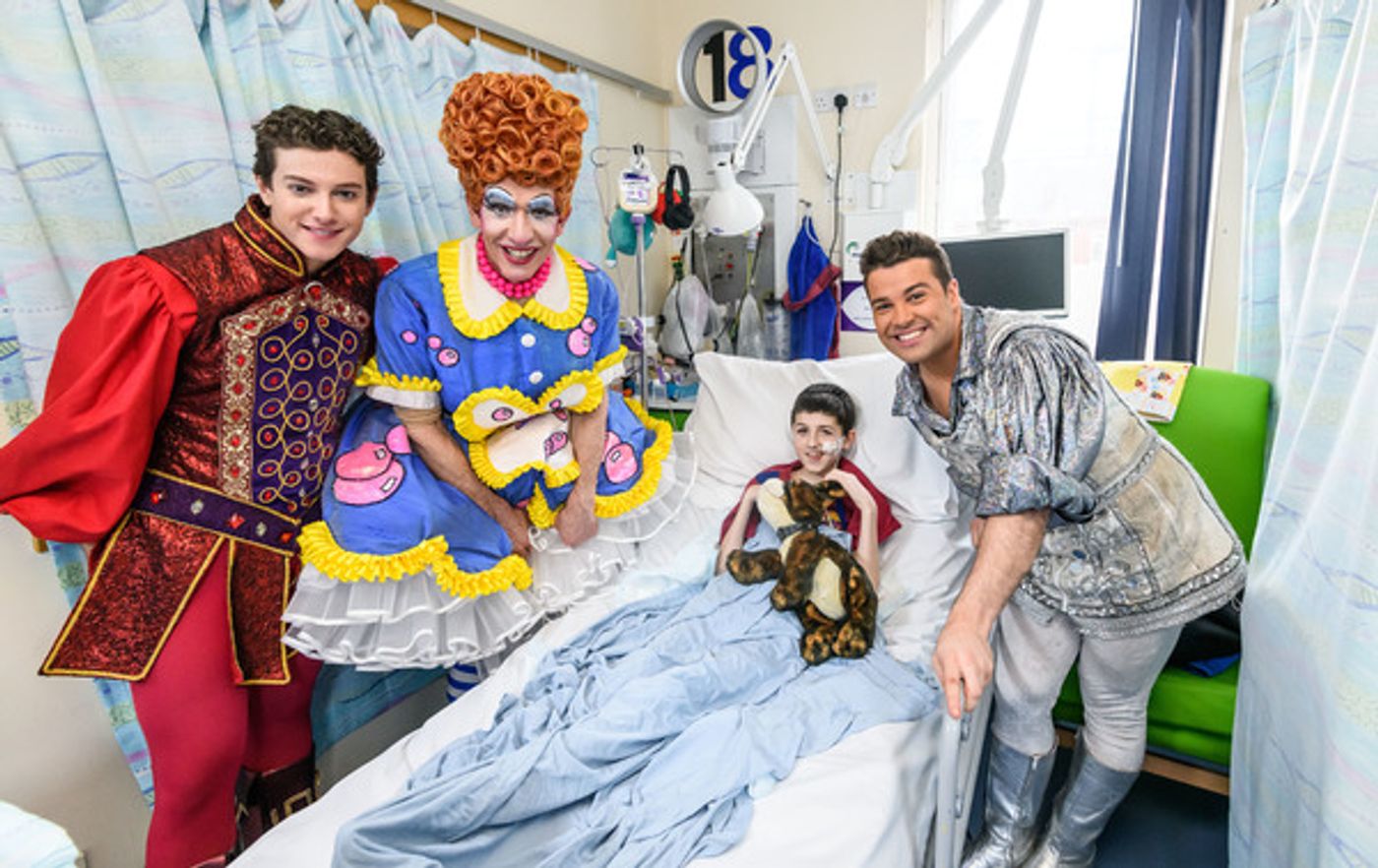 Photo Flash: Cast Members From Birmingham Hippodrome's SNOW WHITE AND THE SEVEN DWARFS Visit Birmingham Children's Hospital Photo Flash: Cast Members From Birmingham Hippodrome's SNOW WHITE AND THE SEVEN DWARFS Visit Birmingham Children's Hospital Image