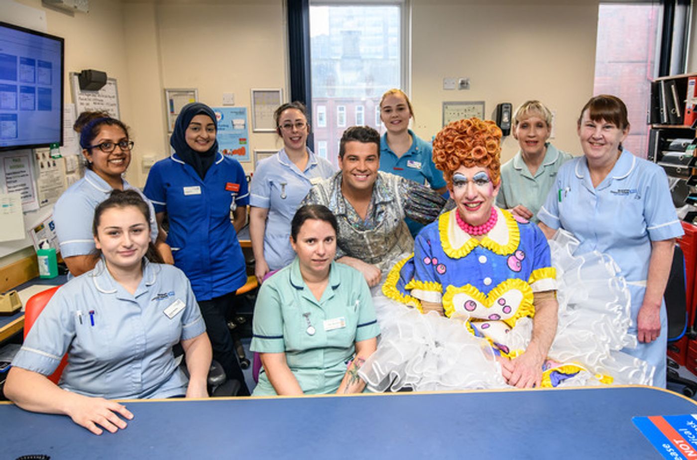 Photo Flash: Cast Members From Birmingham Hippodrome's SNOW WHITE AND THE SEVEN DWARFS Visit Birmingham Children's Hospital Photo Flash: Cast Members From Birmingham Hippodrome's SNOW WHITE AND THE SEVEN DWARFS Visit Birmingham Children's Hospital Image