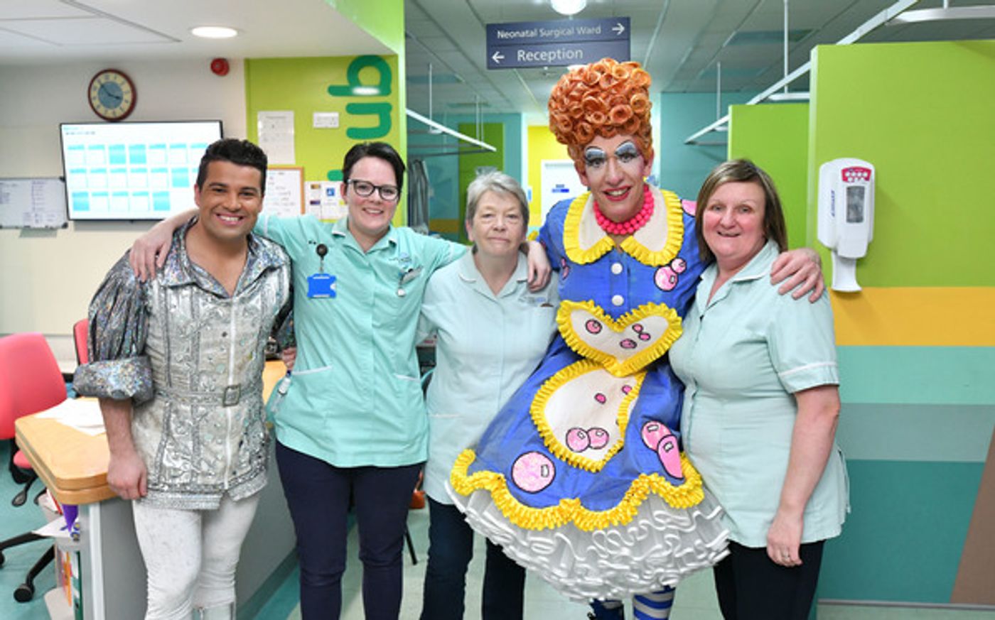Photo Flash: Cast Members From Birmingham Hippodrome's SNOW WHITE AND THE SEVEN DWARFS Visit Birmingham Children's Hospital Photo Flash: Cast Members From Birmingham Hippodrome's SNOW WHITE AND THE SEVEN DWARFS Visit Birmingham Children's Hospital Image