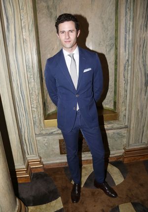 NEW YORK, NEW YORK - JANUARY 30: Roe Hartrampf poses at a Meet & Greet for the new ca Photo