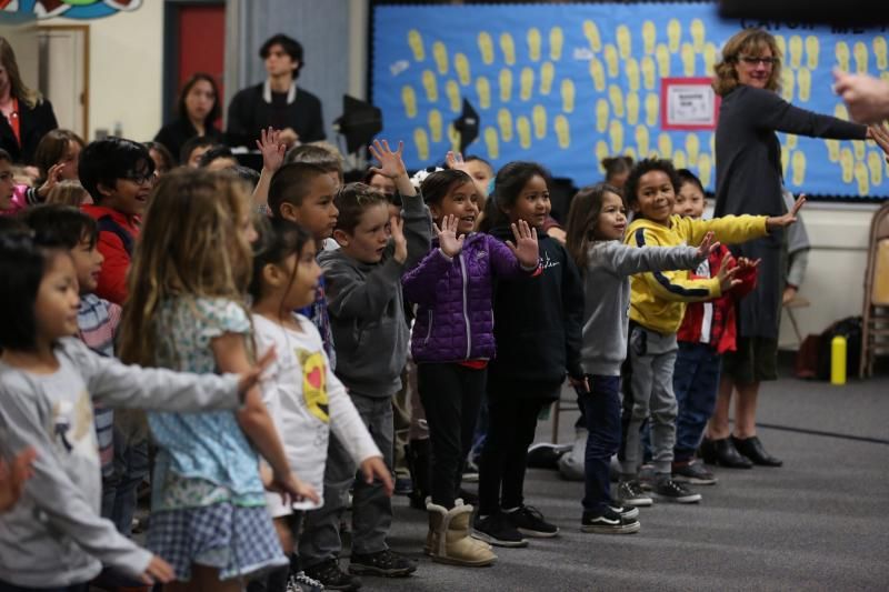 Photo Flash: National Disability Theatre Launches School Tour with La Jolla Playhouse to Celebrate ADA 30th Anniversary Photo Flash: National Disability Theatre Launches School Tour with La Jolla Playhouse to Celebrate ADA 30th Anniversary Image
