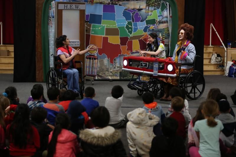 Photo Flash: National Disability Theatre Launches School Tour with La Jolla Playhouse to Celebrate ADA 30th Anniversary Photo Flash: National Disability Theatre Launches School Tour with La Jolla Playhouse to Celebrate ADA 30th Anniversary Image
