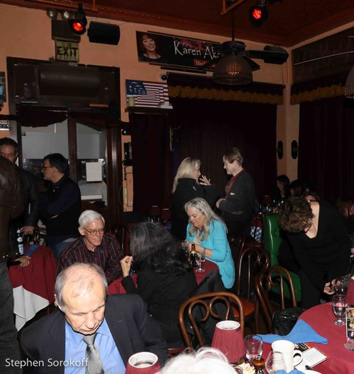 Photo Coverage: Nicolas King, Sandy Stewart, and Mike Renzi at the Beach Cafe  Image