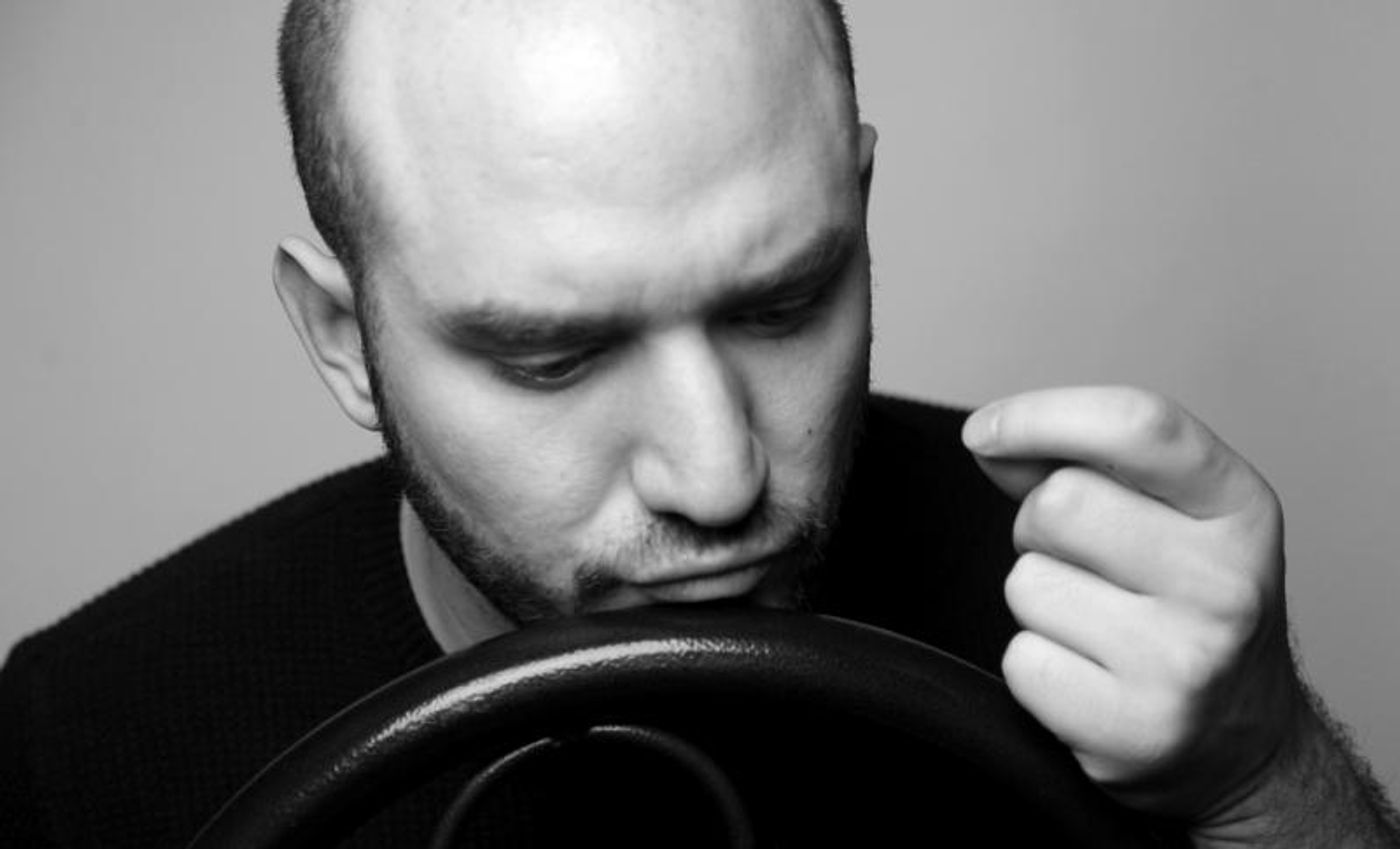 Feature: Ari Axelrod - Rebel With A Cause  Image