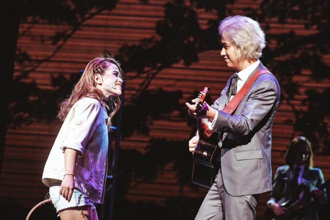 PHOTOS: Ely Buendia Returns to A NIGHT AT THE THEATER; View Previous Concert Photos!  Image