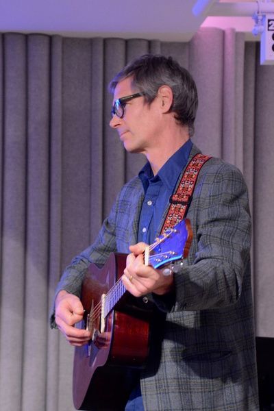 Steve Curtis Photo