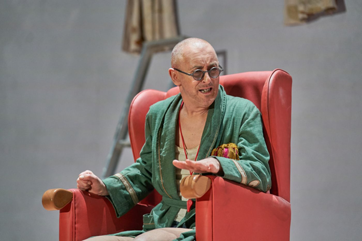 Photo Flash: First Look at ENDGAME, Starring Alan Cumming and Daniel Radcliffe, at the Old Vic  Image