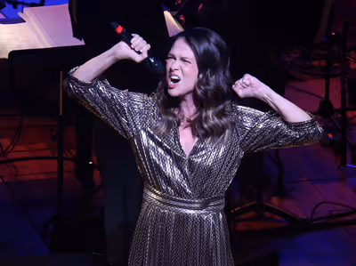 Sutton Foster Photo