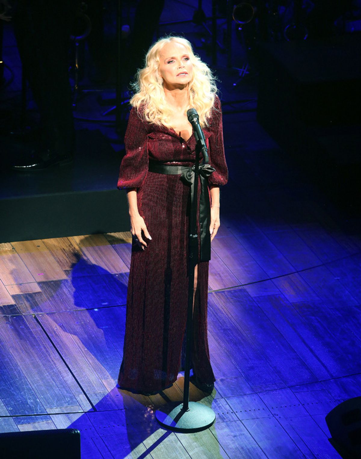 Kristin Chenoweth  at 