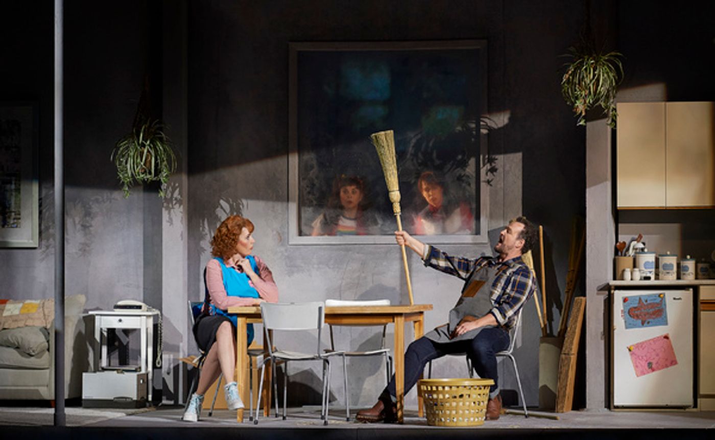 Photo Flash: Canadian Opera Company's New Production of HANSEL & GRETEL Photo Flash: Canadian Opera Company's New Production of HANSEL & GRETEL Image