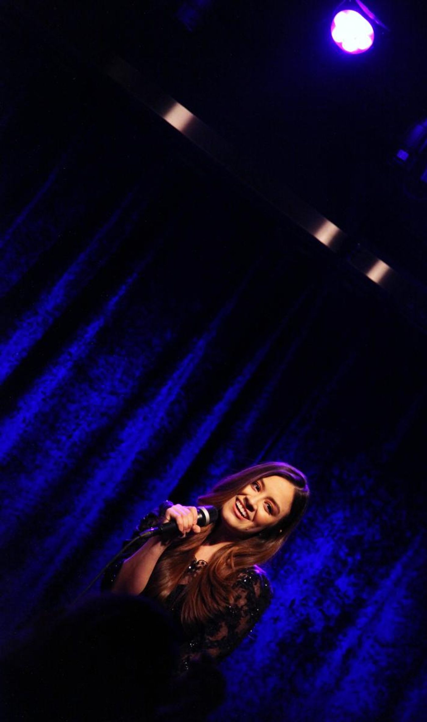 Review: BRIDGING THE GAP Ushers in the Future at The Birdland Theater  Image