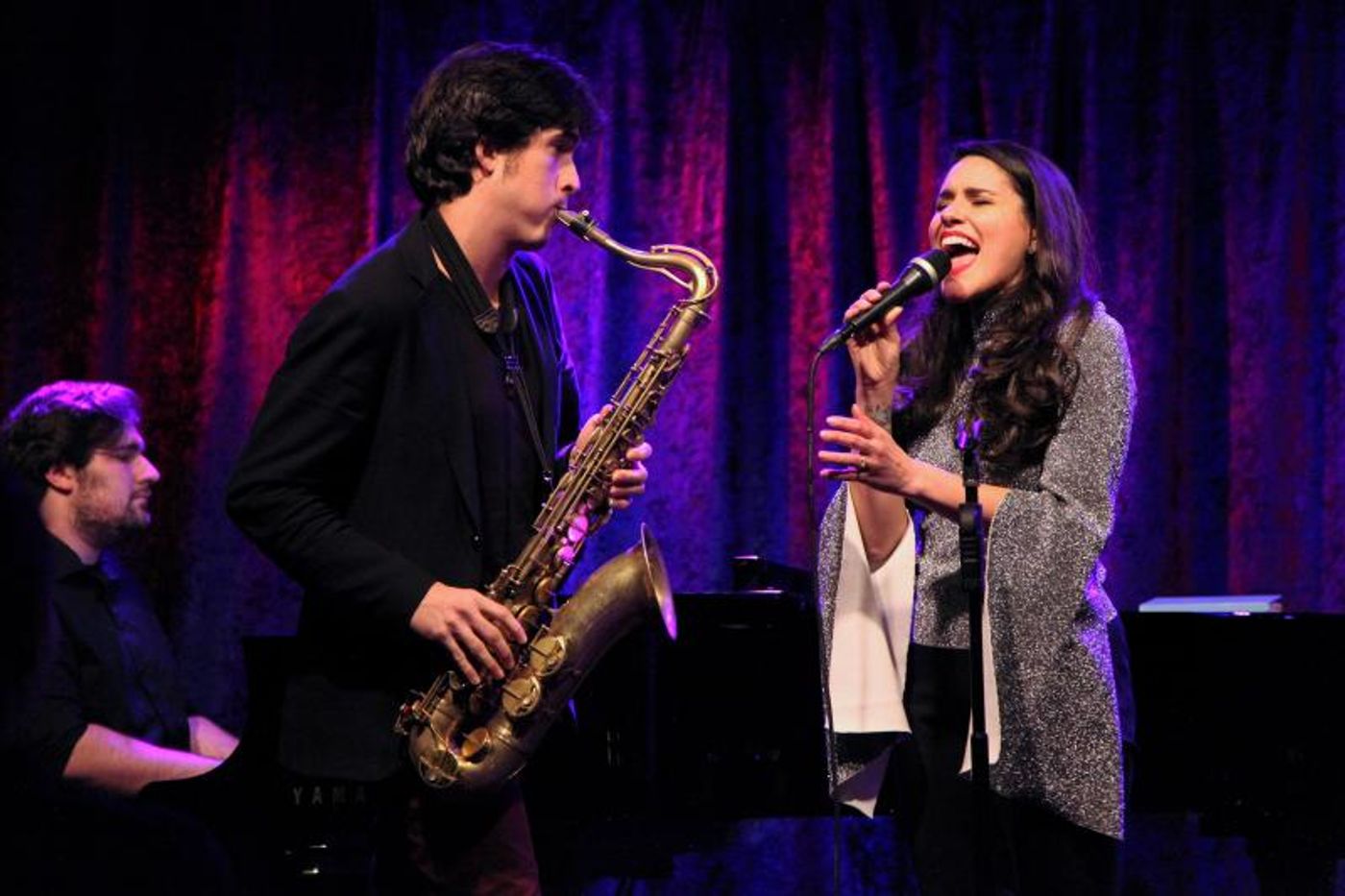 Review: BRIDGING THE GAP Ushers in the Future at The Birdland Theater  Image