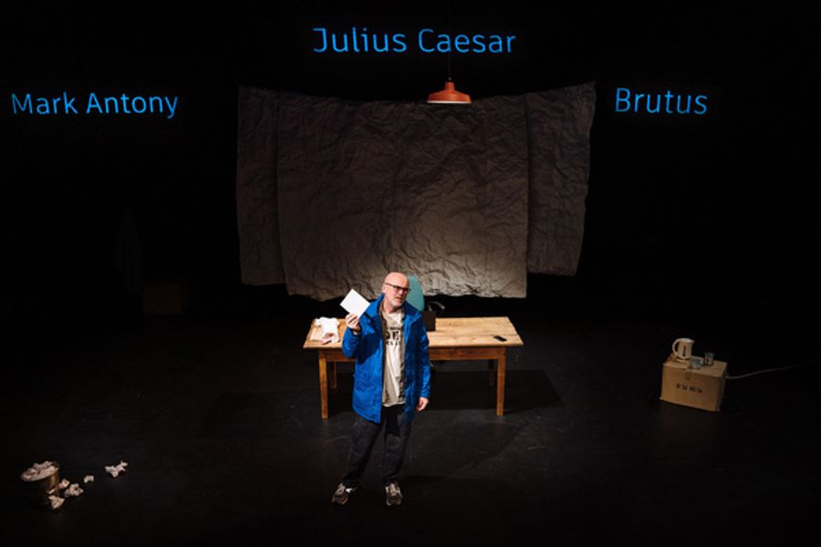Photo Flash: First Look at Production Photos of Tim Crouch's I, CINNA (THE POET) Image