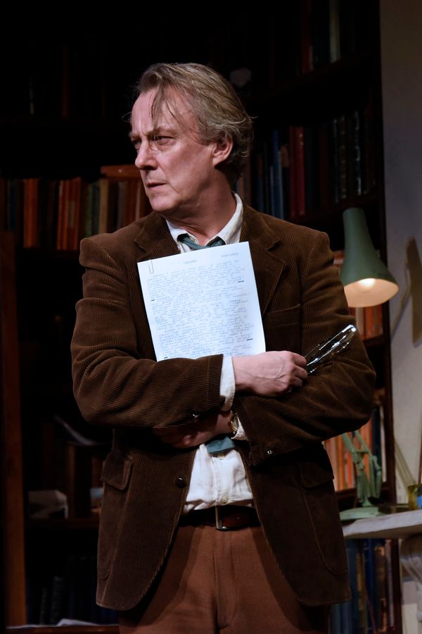 Stephen Tompkinson Photo