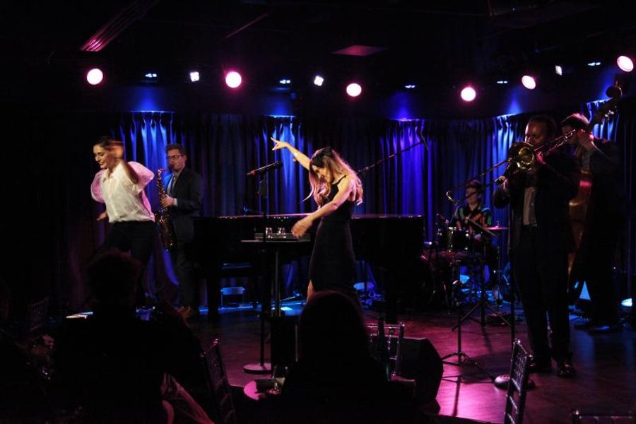 Review: SAMANTHA SIDLEY Brings “Something Cool” With Her Open Queerness And Her Smooth Jazz Stylings To The Stage At The Green Room 42 Image