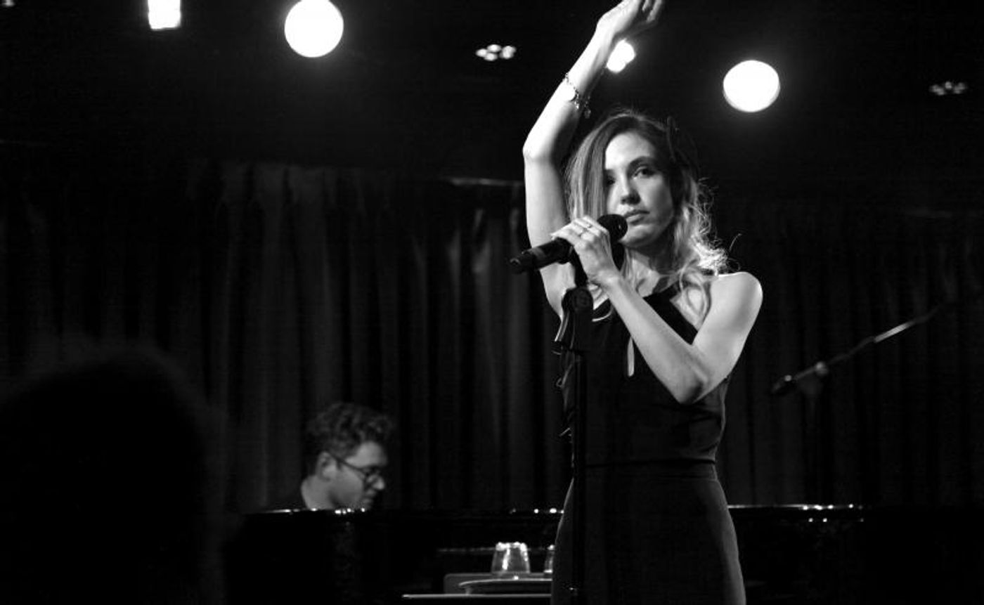 Review: SAMANTHA SIDLEY Brings “Something Cool” With Her Open Queerness And Her Smooth Jazz Stylings To The Stage At The Green Room 42  Image