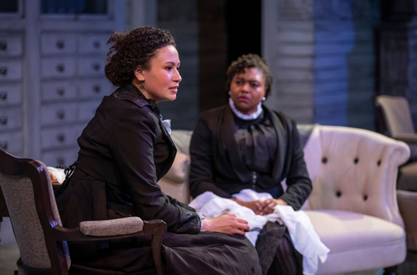 Photo Flash: Raven Theatre's Chicago Premiere Adaptation of A DOLL'S HOUSE  Image