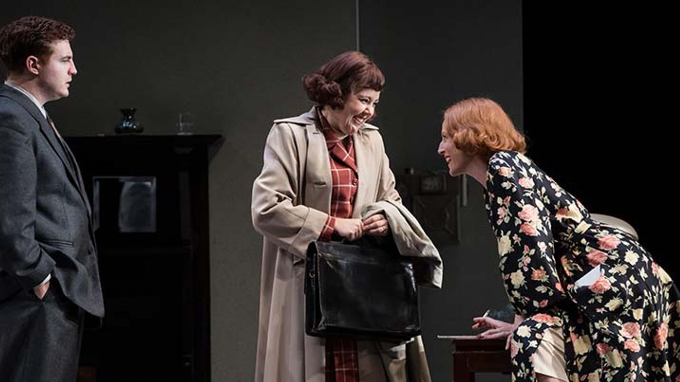 Review: The Importance Understanding Your Own Worth Independent Of Anyone Else Is Explored In THE DEEP BLUE SEA.  Image