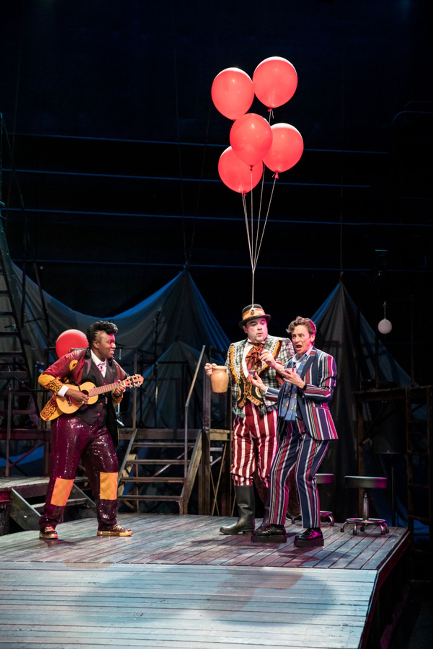 Photo Flash: Guthrie Theater's Production of TWELFTH NIGHT  Image