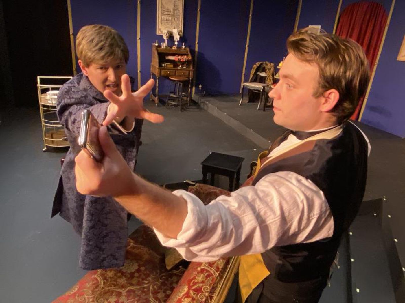 Review: THE IMPORTANCE OF BEING EARNEST Delights Audiences at 3rd Act Theatre Company  Image