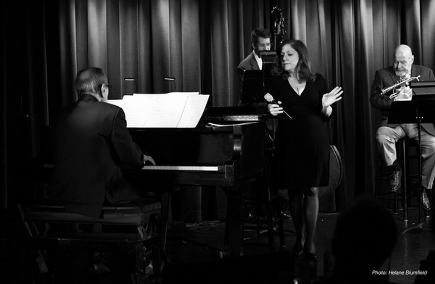 Photo Flash: Jennifer Pace At The Laurie Beechman  Image