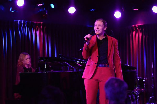 Liz Bouk and Kathryn Olander at Thomas March''s Poetry/Cabaret: Smitten! Feb 8 at The Photo