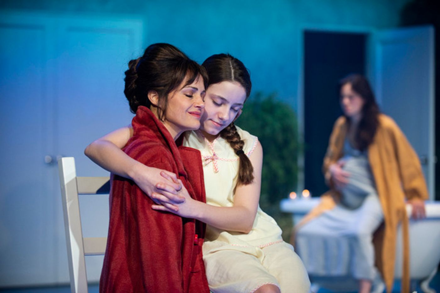 Photo Flash: Jason Babinsky, Carla Gugino and More in Atlantic Theater Company's ANATOMY OF A SUICIDE  Image