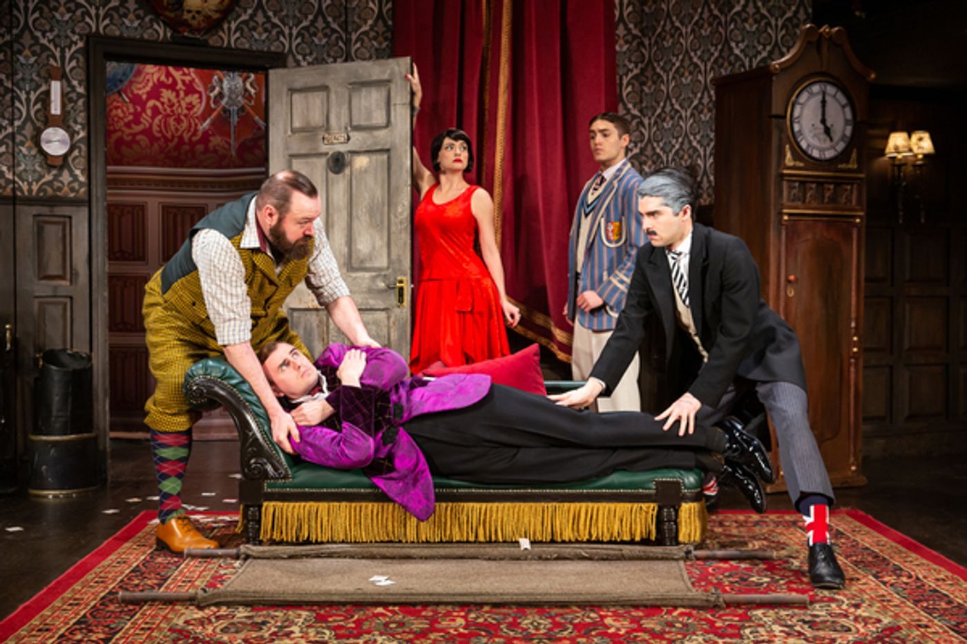 Photo Flash: Check Out New Production Images From THE PLAY THAT GOES WRONG  Image