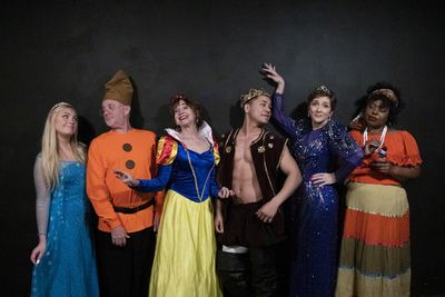 McKenna Goodman, Chris Morrison, Sarilee Kahn, Giovanni Navarro, Valerie Sullivan and Photo